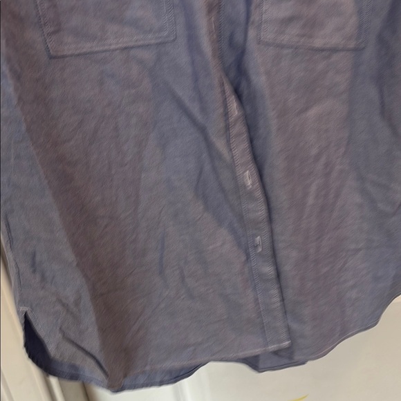 LOFT- Ladies Blue Oxford /Button-Up Loft Shirt - Picture 4 of 4